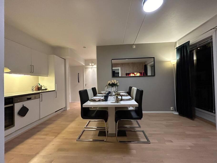 Cozy, Lux, 3Br, Super Central, Family Apt Oslo Luaran gambar